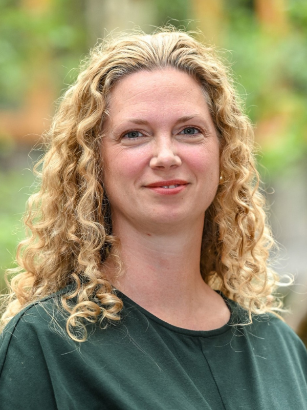 image of Araminta Ledger