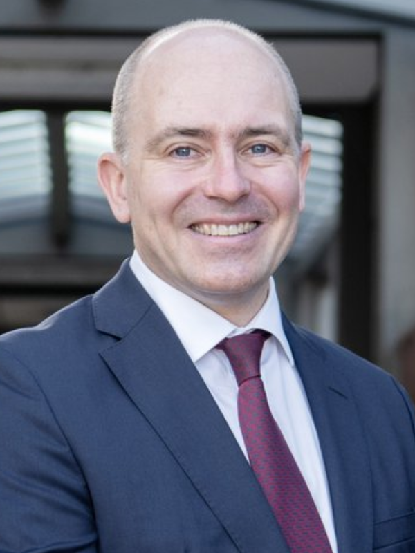 image of Roland Sinker